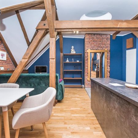 Uroczy Apartament Gliwice Eksteriør billede