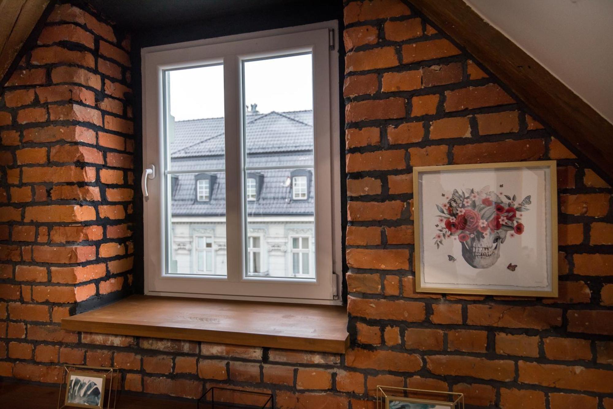 Uroczy Apartament Gliwice Eksteriør billede
